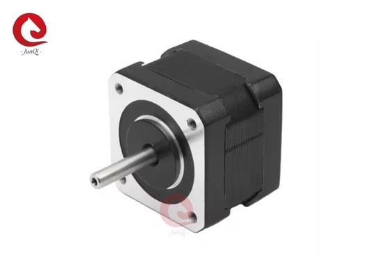 Nema17 3-चरण हाइब्रिड स्टेपर मोटर JQ423P24-0903A 24mm 0.9A 0.08N.m चिकित्सा मशीन के लिए